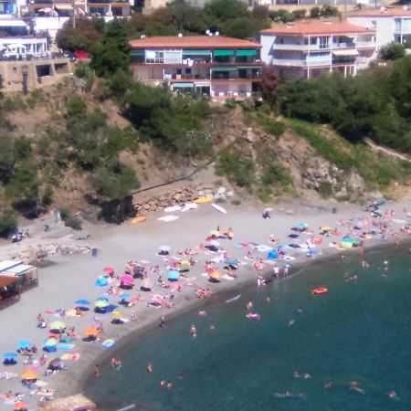 Ca La Nuri Pis 2 Con Vistas Al Mar Apartment Llanca Exterior photo